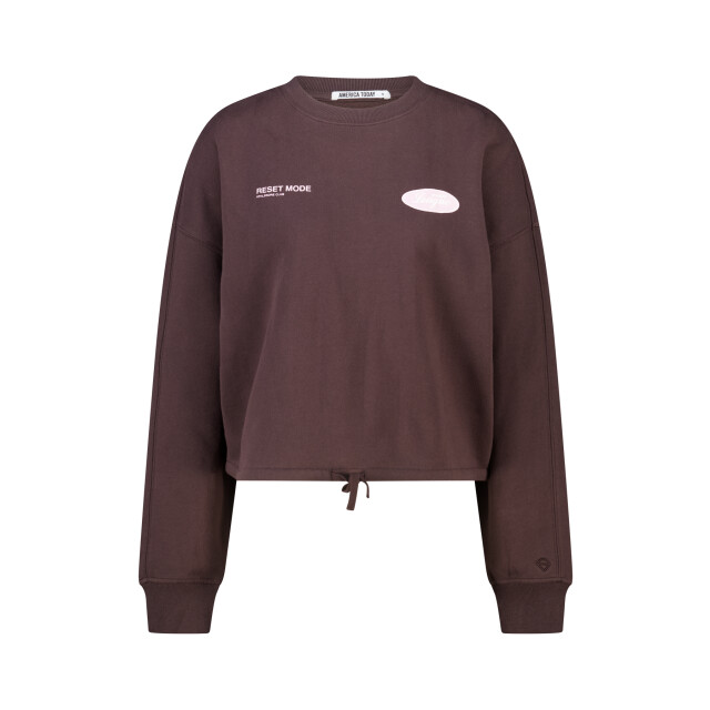 America Today Skylar 2212002488 450 large