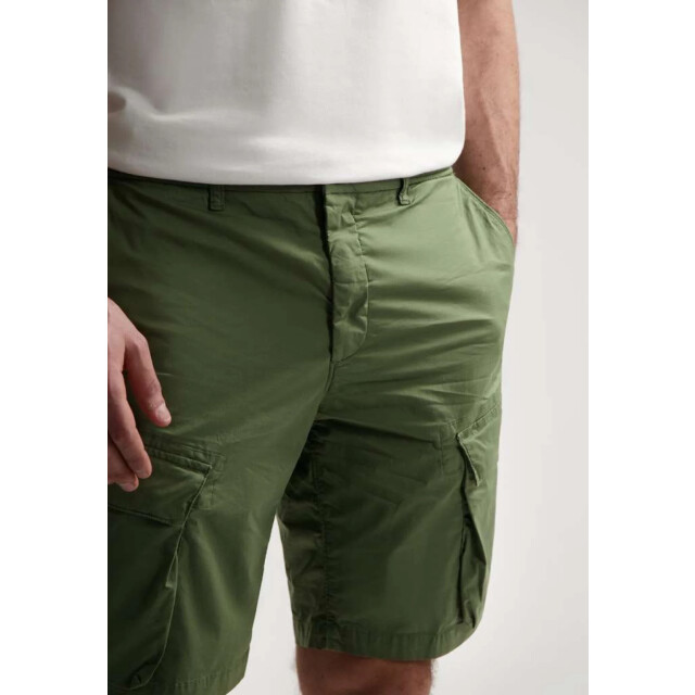 Dstrezzed Ds logan cargo shorts 515588-544 large