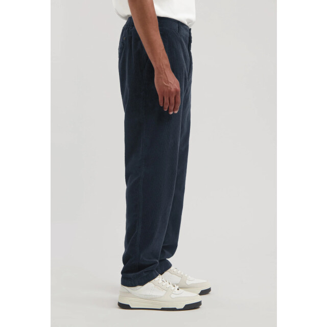 Dstrezzed Logan lt. wide rib chino 501956-649 large