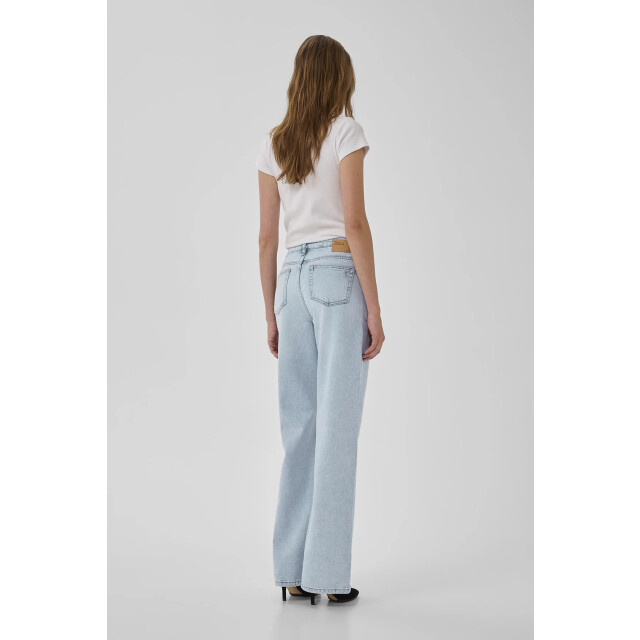 My Essential Wardrobe 10704222 35 the louis jeans 10704222 35 The Louis jeans large