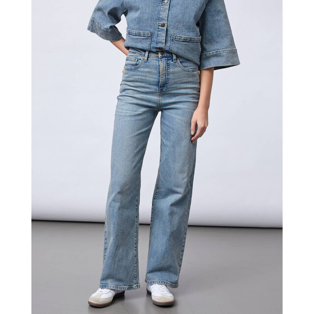 Sisters Point Jeans 19244 owi-w.je17 Sisters Point Jeans 19244 OWI-W.JE17 large