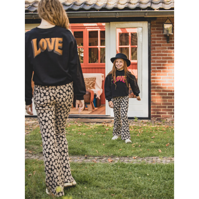 Looxs Revolution Lxs flared broek flowerfield voor dames in de kleur 2533-9682-961 large