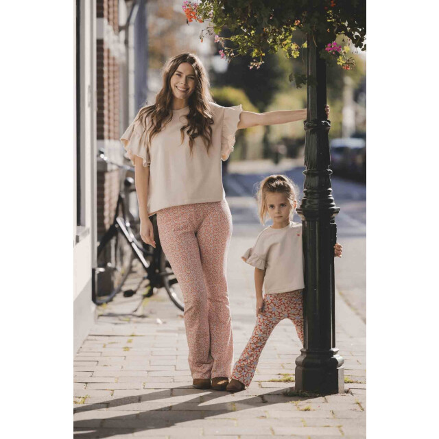 Looxs Revolution Lxs flared broekje big flower voor dames in de kleur 2512-9638-828 large