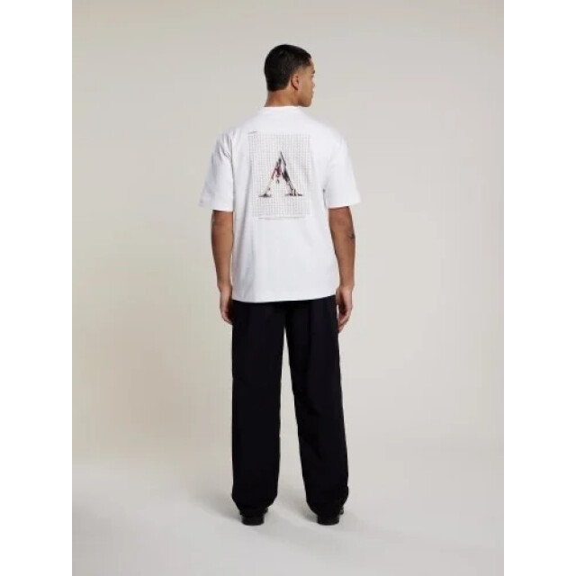 Aeden Juke tee off 161486953 large