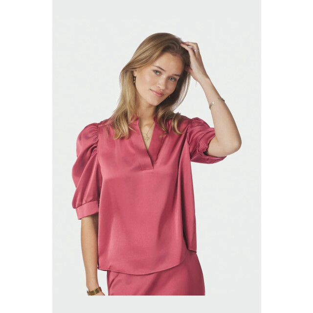 Neo Noir roella heavy sateen 162590 430 cherry 06613.620.0007 large