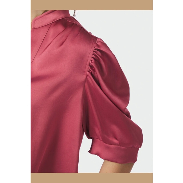 Neo Noir roella heavy sateen 162590 430 cherry 06613.620.0007 large