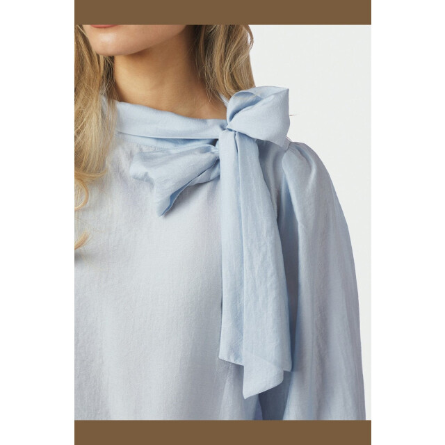 Neo Noir selene crisp blouse 167253 145 light blue 06415.210.0002 large