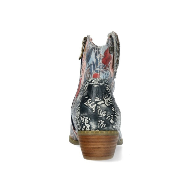 Laura Vita Laarzen Hicnio 01 large