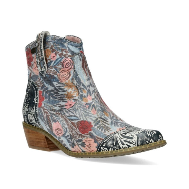 Laura Vita Laarzen Hicnio 01 large