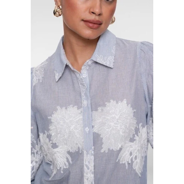 Geisha 63143-21 625 blouse embroidered flowers blue/off-white 63143-21 625 large