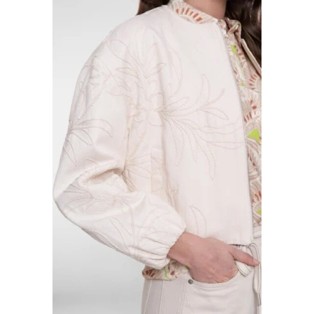 Geisha 65022-10 718 jacket embroidery ecru 65022-10 718 large