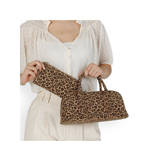 Remonte Q0673 24-leo-namib Q0673 large