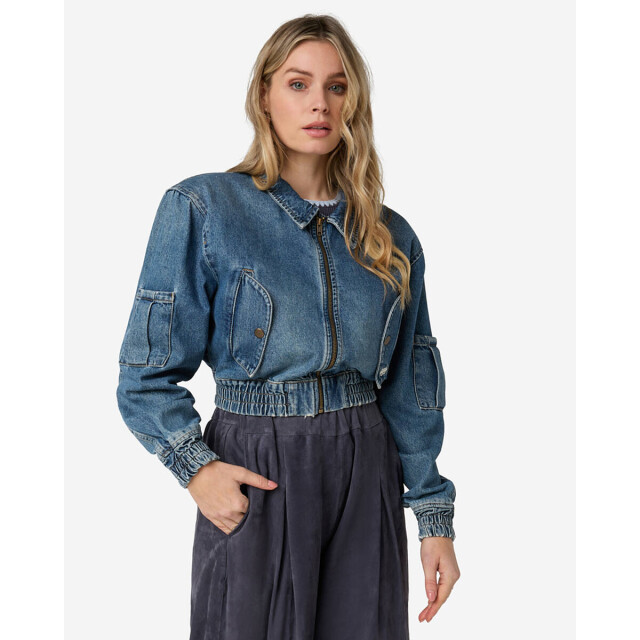 Ibana Jasje 302620110 joseph den Ibana Jasje 302620110 Joseph Den large