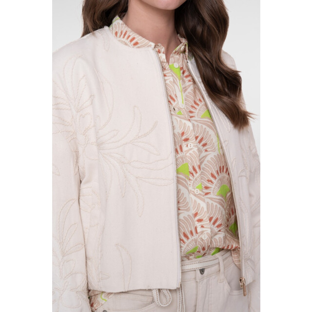 Geisha Jacket embroidery ecru 4279.03.0008 large