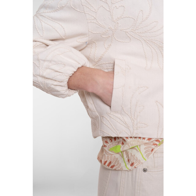 Geisha Jacket embroidery ecru 4279.03.0008 large