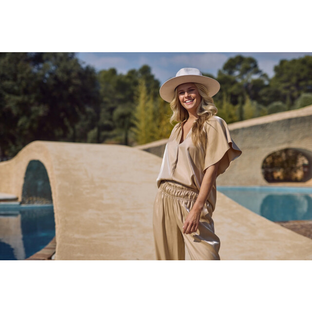 Nukus Nks01131 9 taylor top shiny sand NKS01131 9 large