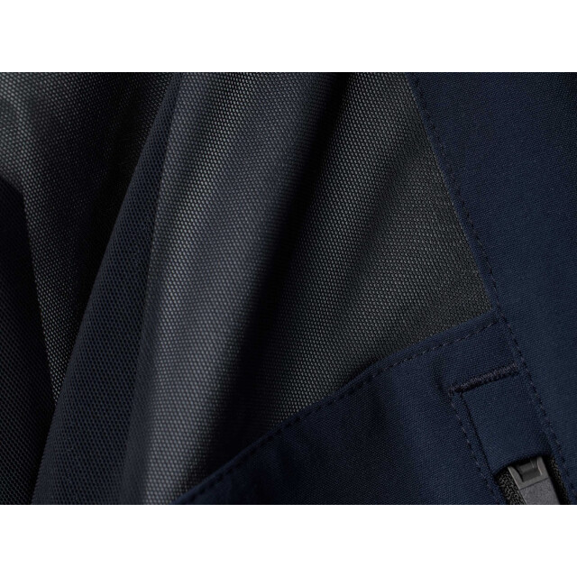 UBR 7118  7118  large