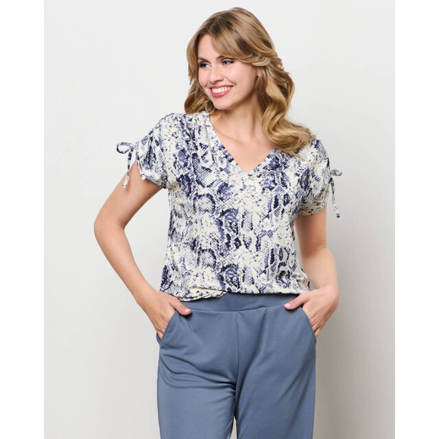 &Co Woman T-shirt to351 viana &Co Woman T-shirt TO351 VIANA large