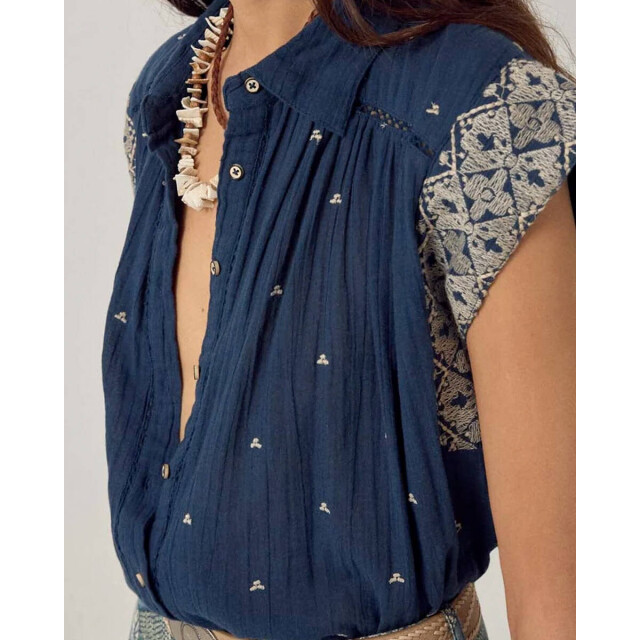 Maison Hotel Top zonder mouw karina Maison Hotel Top zonder mouw KARINA large