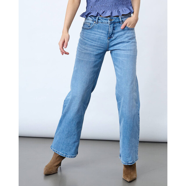 Sisters Point Jeans 19245 owi-mid.w Sisters Point Jeans 19245 OWI-MID.W large