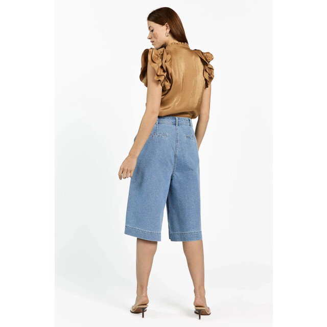 Aaiko Gezana top Gezana top large