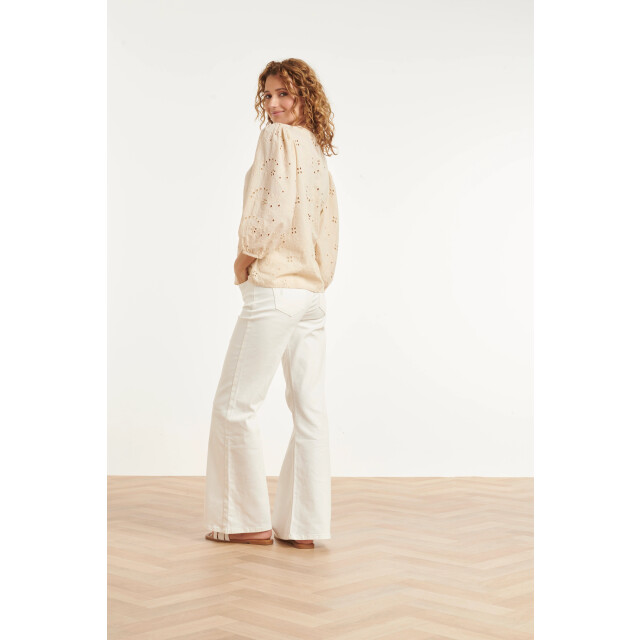 Smashed Lemon Crème blouse met broderie details en lange mouwen | 8718679041034 large
