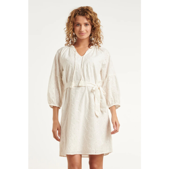 Smashed Lemon Crème jurk met broderie en tailleceintuur | 8718679041430 large