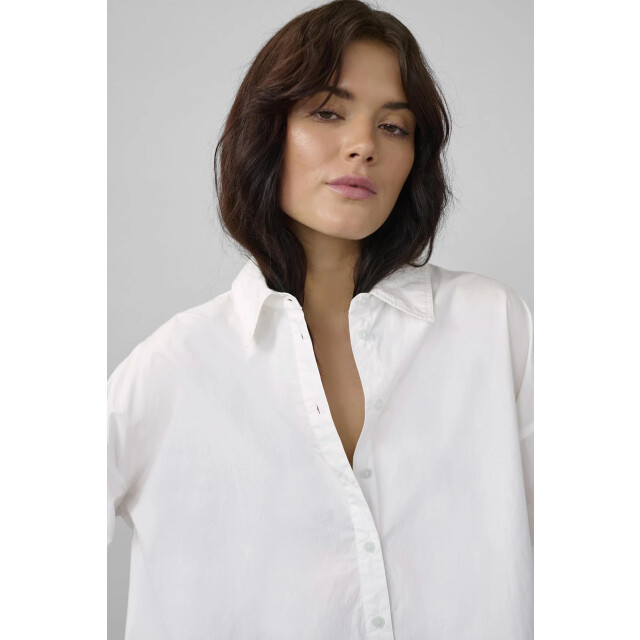 My Essential Wardrobe 10705728 03 the boxy shirt 10705728 03 The boxy shirt large