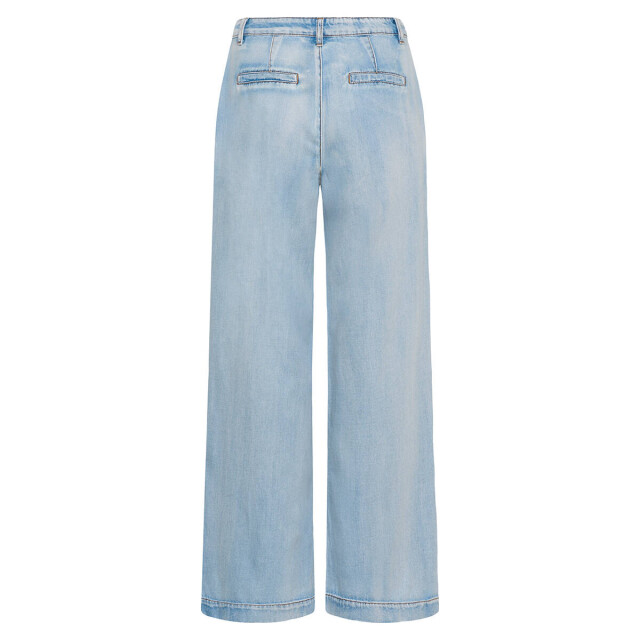 My Essential Wardrobe Jeans 10705459 mwzito My Essential Wardrobe Jeans 10705459 MWZito large