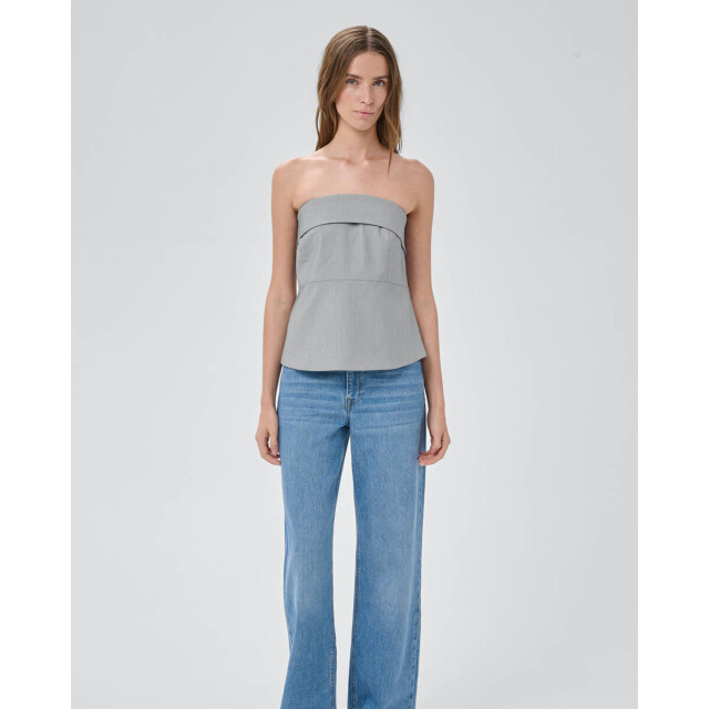 My Essential Wardrobe Top zonder mouw 10705453 mwhanna My Essential Wardrobe Top zonder mouw 10705453 MWHanna large