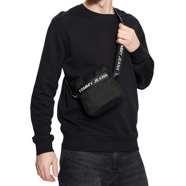 Tommy Hilfiger Heren mesh panel crossbody tas UTNA1407_black large