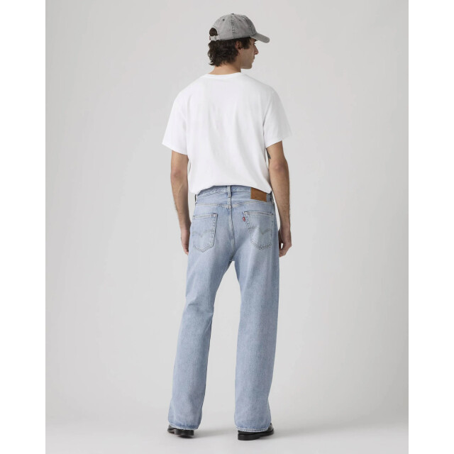 Levi's 501 loose in my bronco 0057U-0009 large