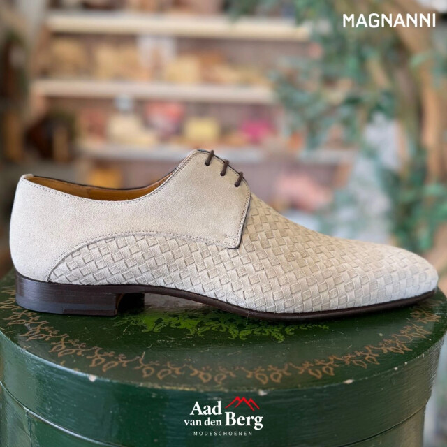 Magnanni 22030 270 bol Veterschoenen Beige 22030 270 bol large