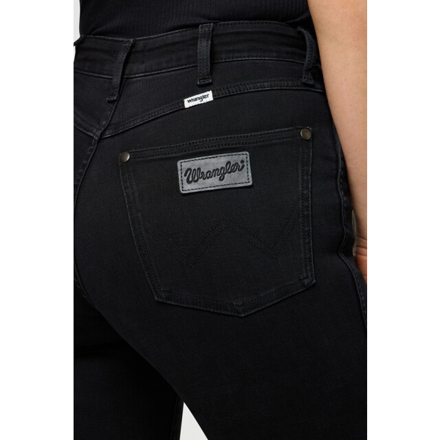 Wrangler Straight nebula 112371749 large