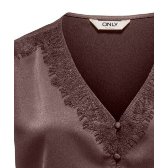 Only Onlfaraya s/l button lace satin top 15380255 large
