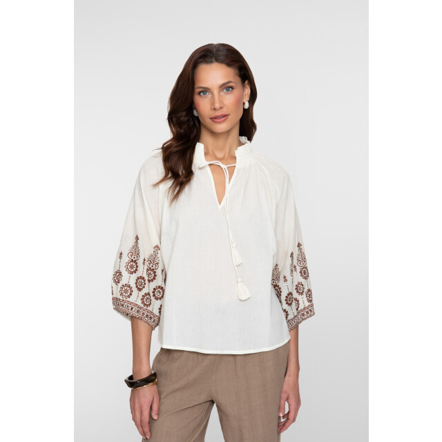 Geisha 63434 10 blouse embroidered sleeves off white 63434 10 large