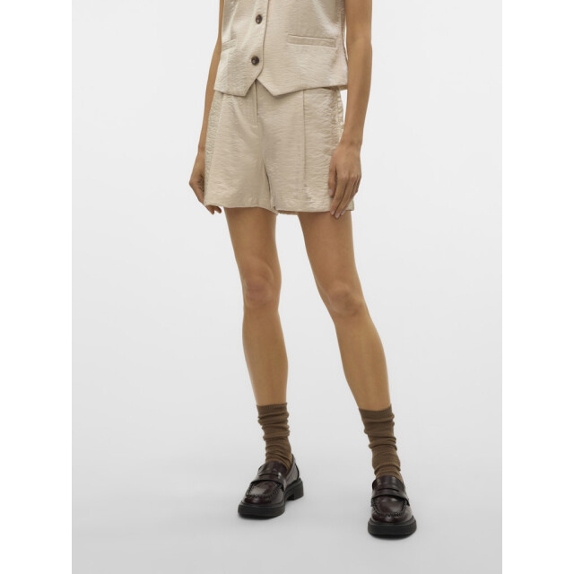 Vero Moda Vmliana mw shiny shorts beige 4159.05.0027 large