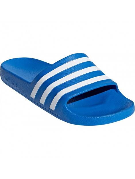 adidas slippers schoonmaken