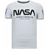 Local Fanatic T-shirt met opdruk nasa american flag shirt