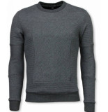 BN8 Black Number BN8 BLACK NUMBER 3d ribbel square crewneck sweater