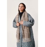 Soaked in Luxury 30406123 pentile scarf.