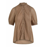 Coster Copenhagen Zandkleurige blouse met korte mouwen -