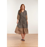 Smashed Lemon Stijlvolle maxi jurk met v-hals, driekwart pofmouwen en