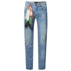 Mason's Jeans model harris