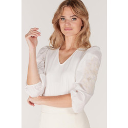 Jansen Amsterdam Tanum top met pofmouw en borduursel off white