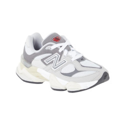 New Balance 9060 sneakers met mesh details