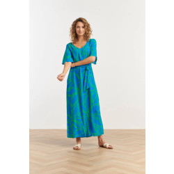 Smashed Lemon 25068 maxi jurk met grafische bloemenprint in felblauw