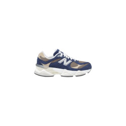 New Balance Women sneakers