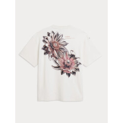 Aeden Chromer tee off
