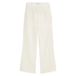 Josh V Broek jv-2506-0606 mies